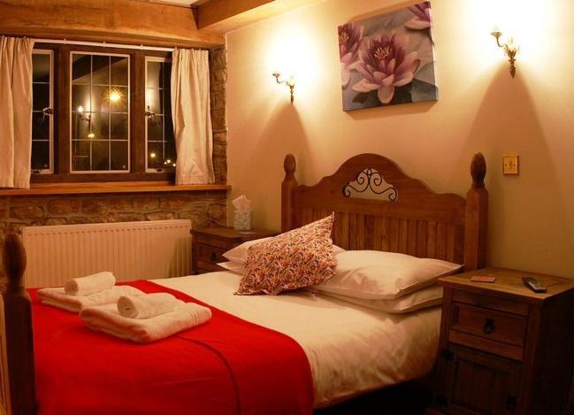 The George Inn & Millingbrook Lodge Ltd Lydney Eksteriør billede